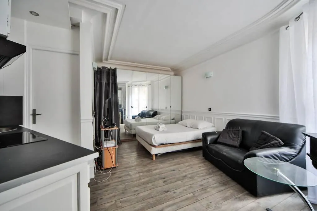 Apartment Grand Studio Confort/st Germain-montparnasse/4p Paris